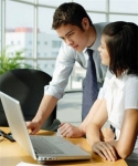 Ngán ngẩm vì chuyện sếp cập bồ với thư ký nơi công sở.