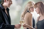 Chồng mải theo tình trẻ mất vợ vào tay bạn